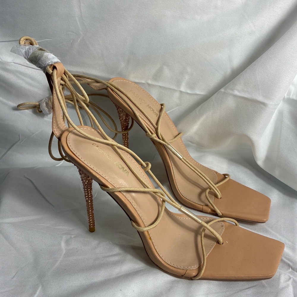 Fashion Nova Gianna-201F Nude Lace Up Rhinestone Stiletto Square Toe Heels Sz 10